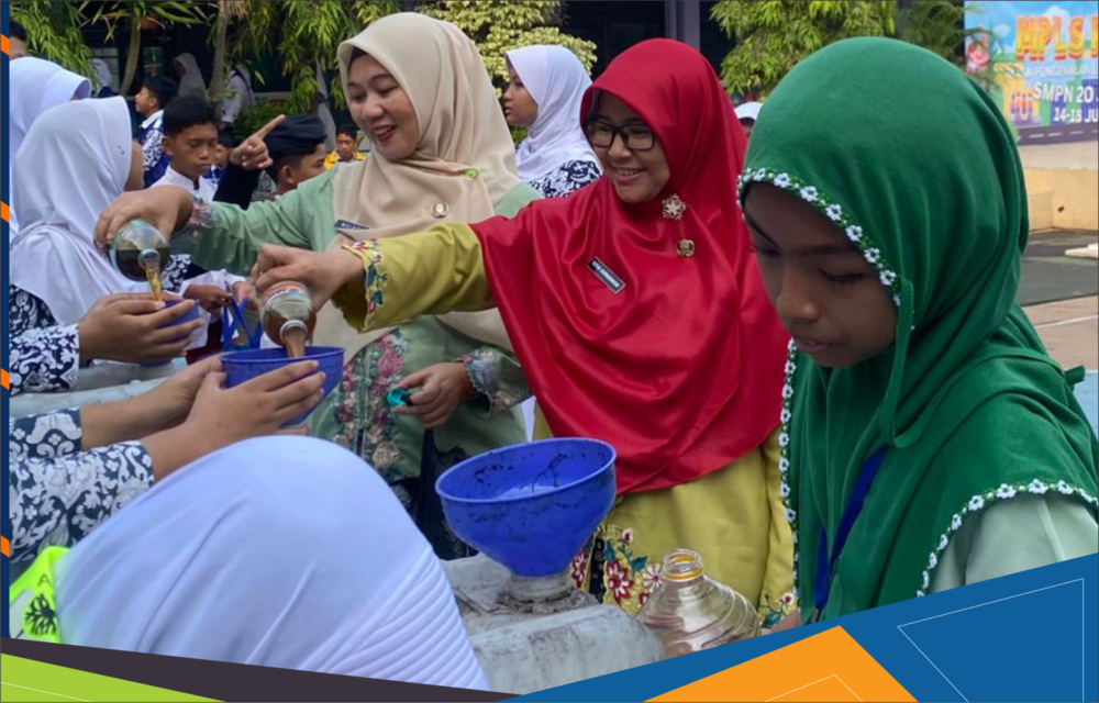 SMPN 20 Jakarta Gelar Kegiatan Sedekah Minyak Jelantah